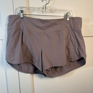 Lululemon Women's Mauve Shorts 14 T